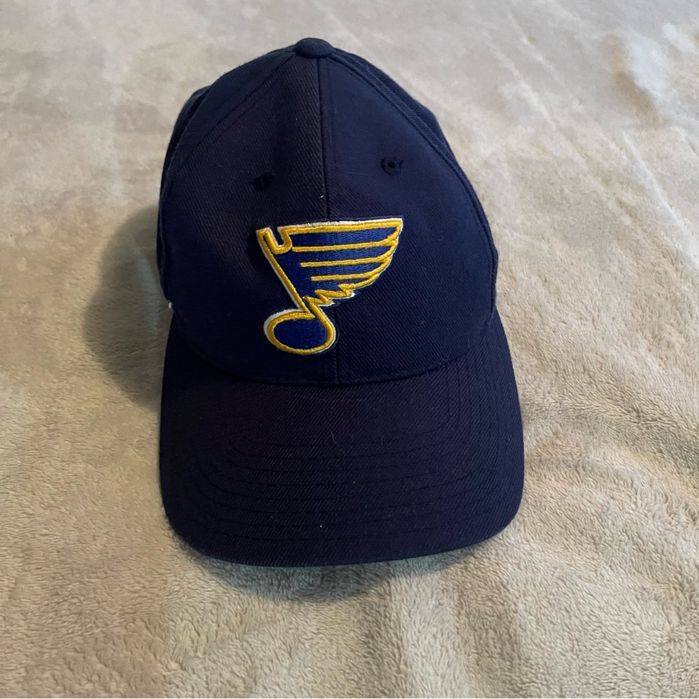 Vintage St. Louis Blues Hat Men 6 7/8 Blue NHL Hockey Snapback Cap Embroidered